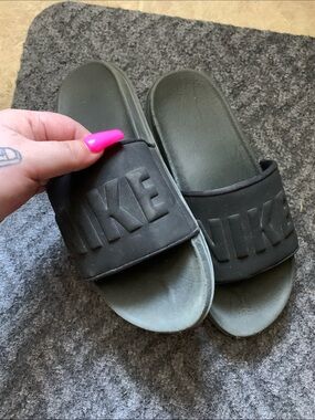 Nike Black Slide Sandals